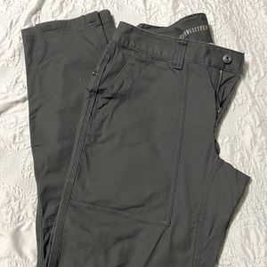 Nwot Duluth women’s pants